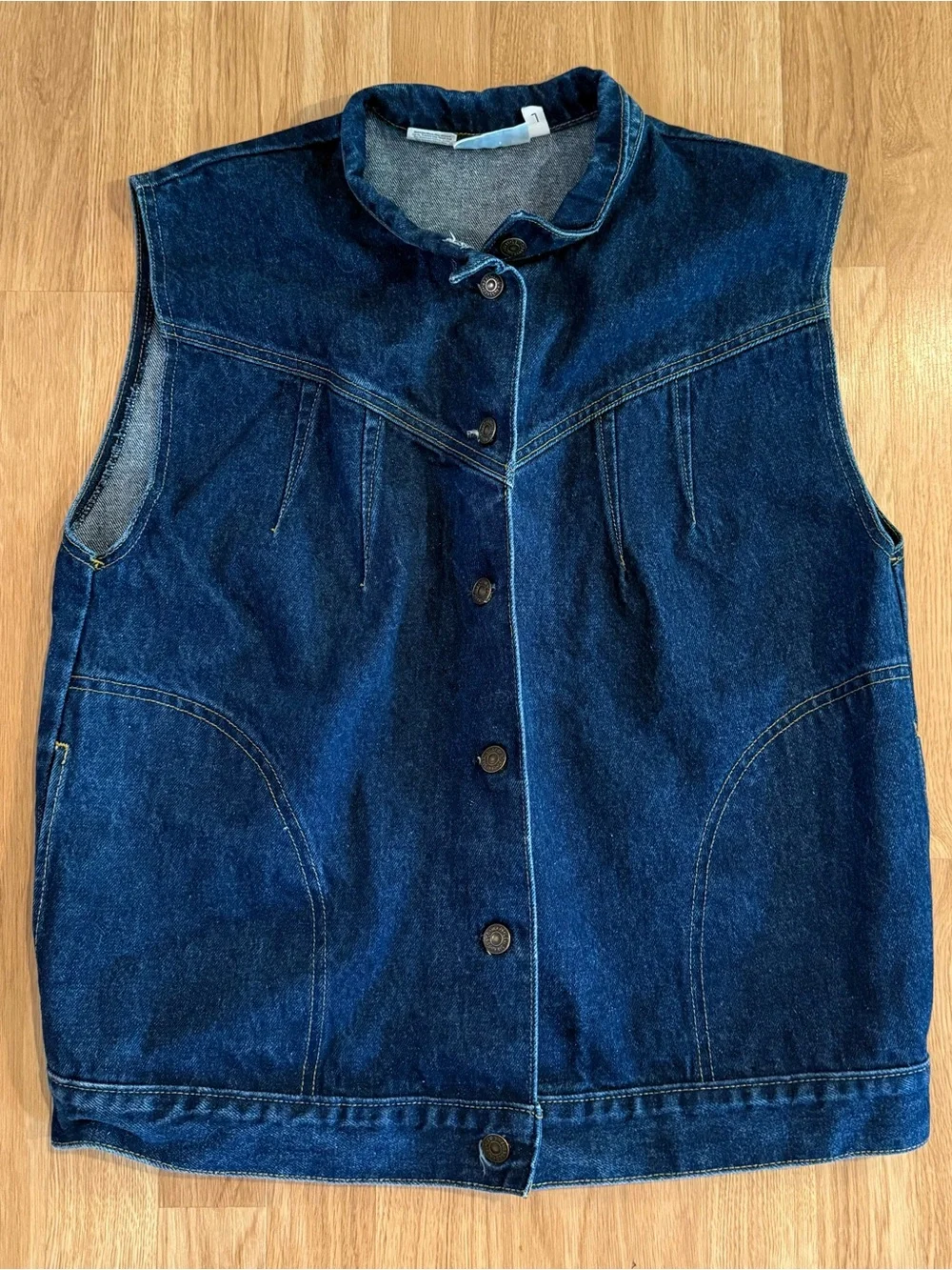 EUC Women’s Vtg 80 90's Levis Women Indigo Blue Jean Sleeveless Jacket Rocker-L - Picture 1 of 3